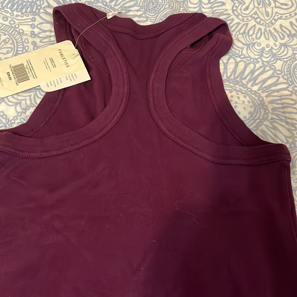 Fabletics Shorts and Racerback Top NEW - Picture 4 of 4